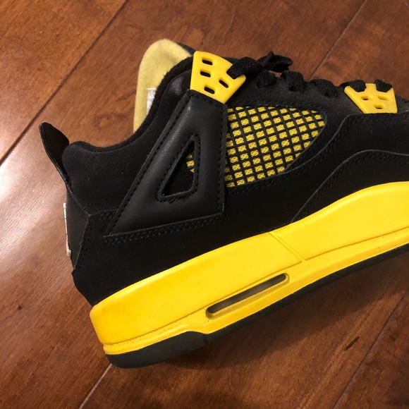 Jordan Thunder 4 - Picture 2 of 3